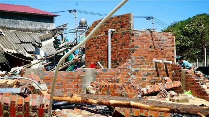 Các địa phương khắc phục hậu quả bão số 13